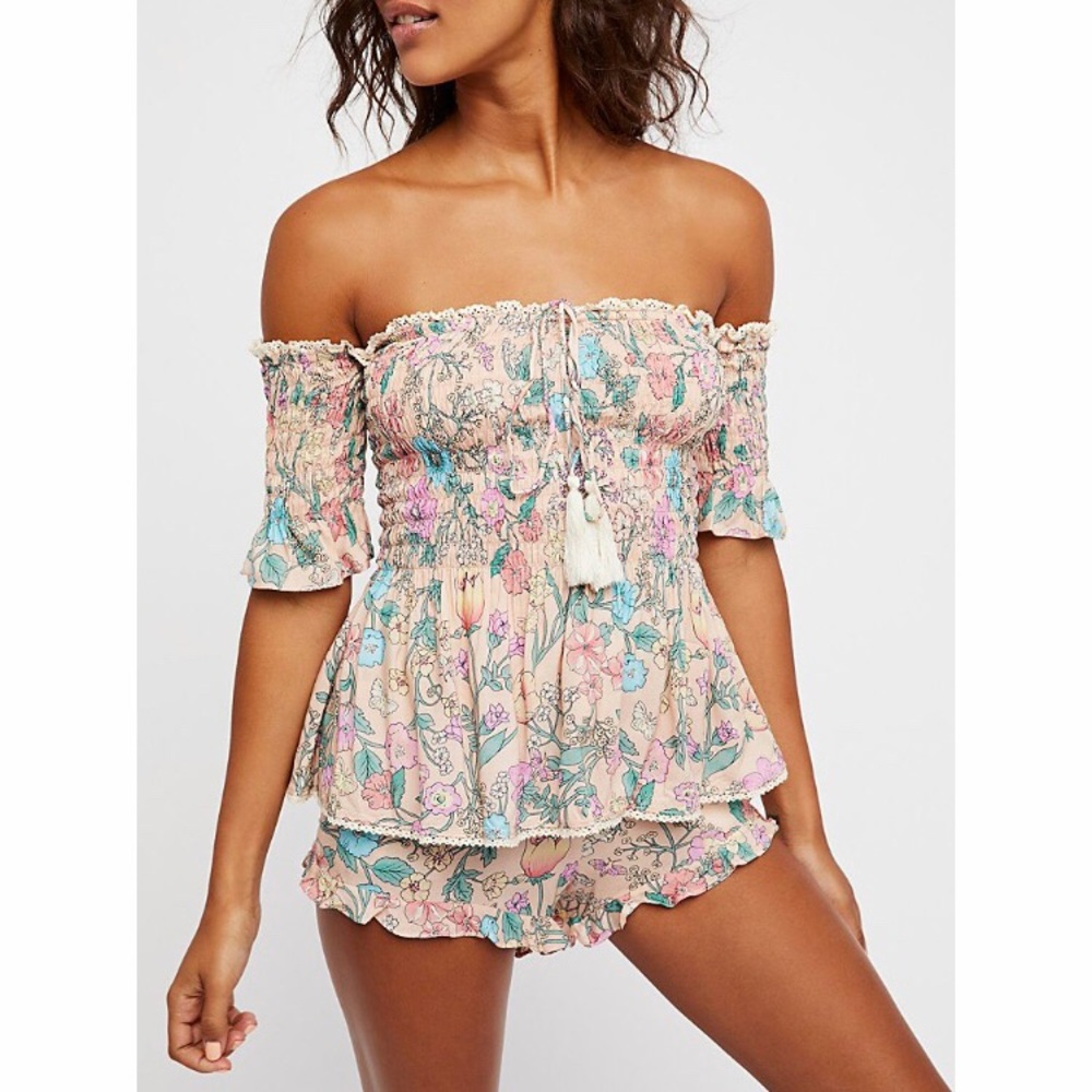 NEW Spell and the Collective Frill Sayulita Set xs